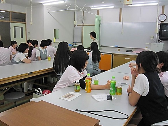手話で楽しくコミュニケーション 手話で楽しくコミュニケーション