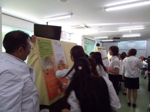 展示パネルを準備