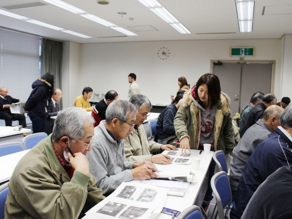 ワークショップにて2　沢山見つけた方は景品をゲット！