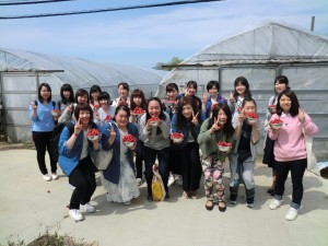 いちご摘み。　 大収穫！大満足！